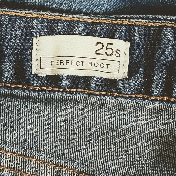 EUC GAP 1969 Perfect Boot Medium Wash Western Denim Blue Jeans Size 25 Short - Picture 9 of 12